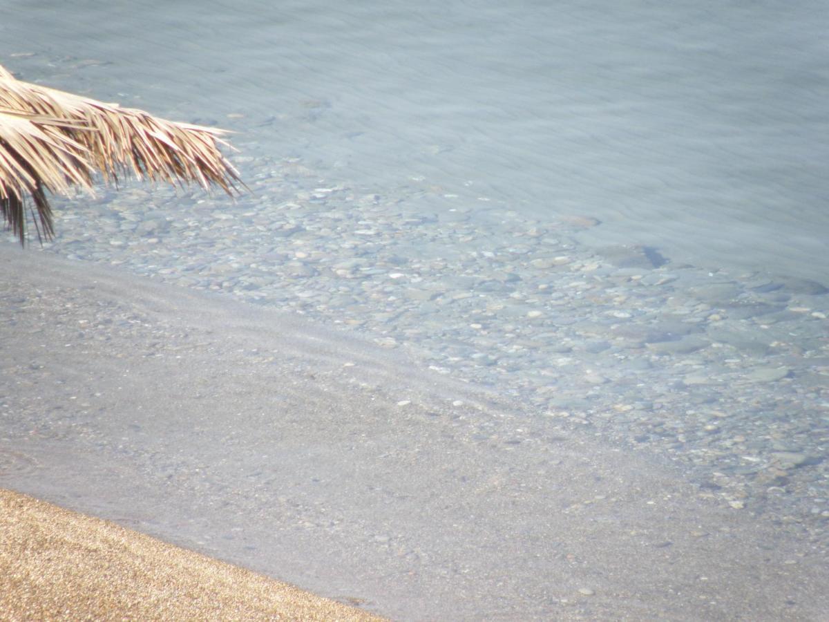 Sea View Holiday House อาร์เคนเจลอส ภายนอก รูปภาพ