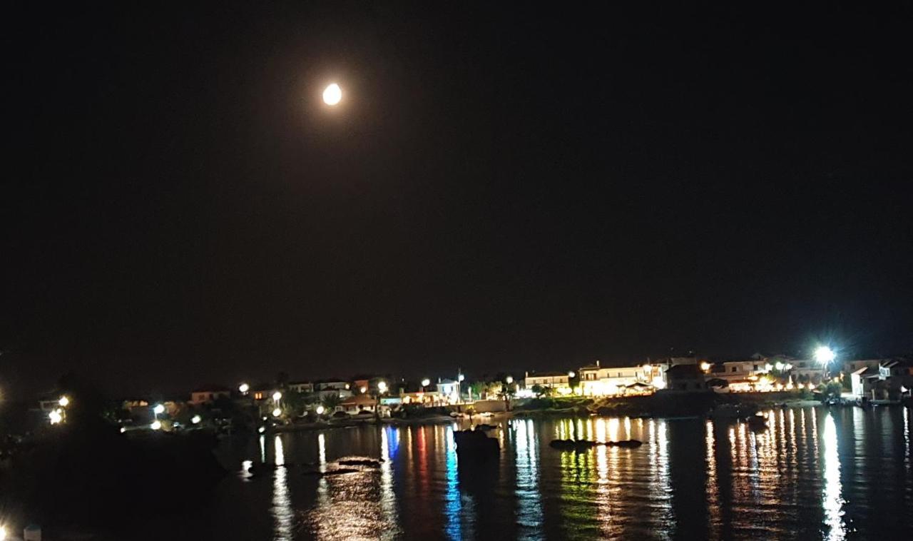 Sea View Holiday House อาร์เคนเจลอส ภายนอก รูปภาพ